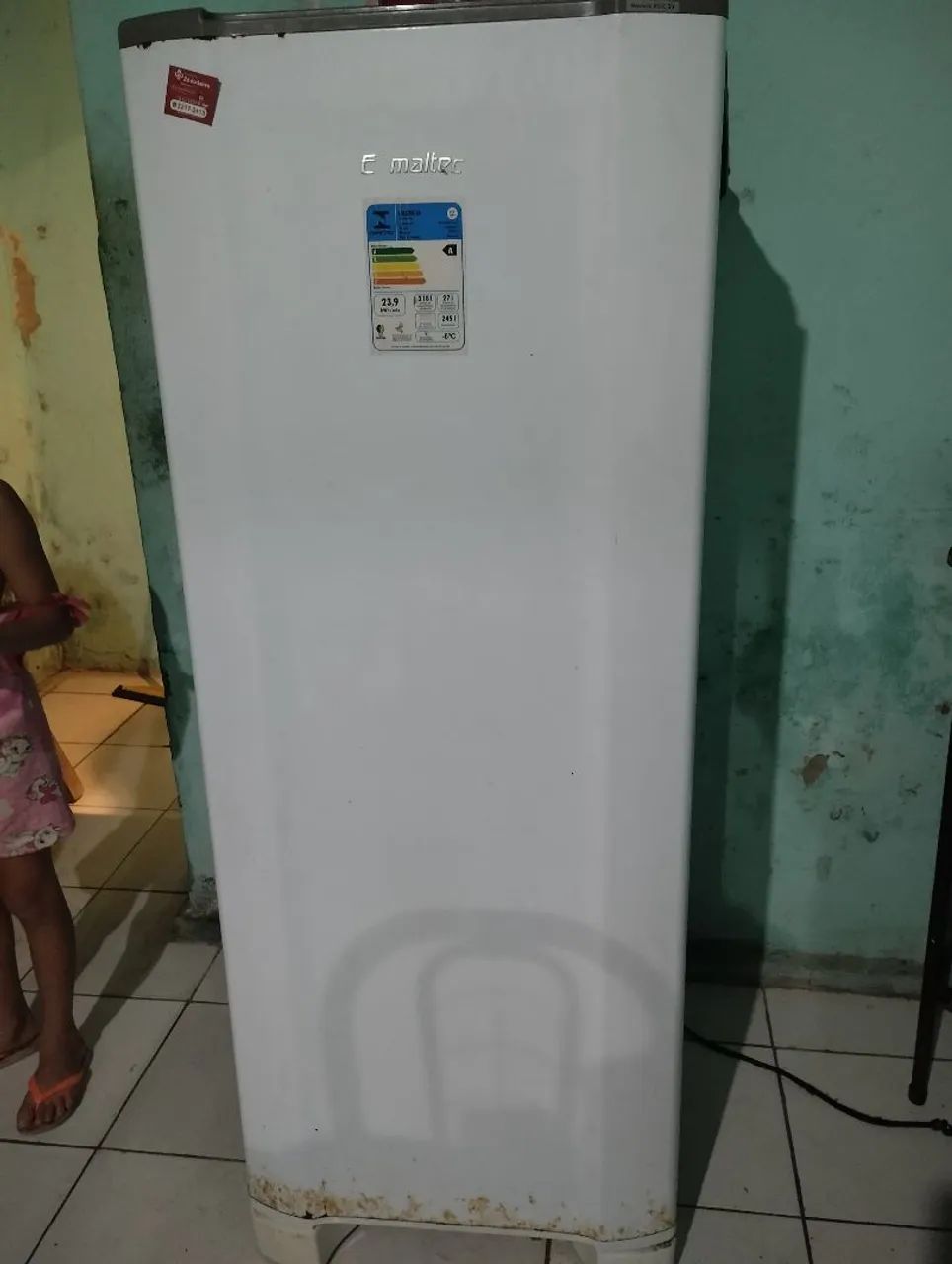 Geladeira Electrolux, baratinha.