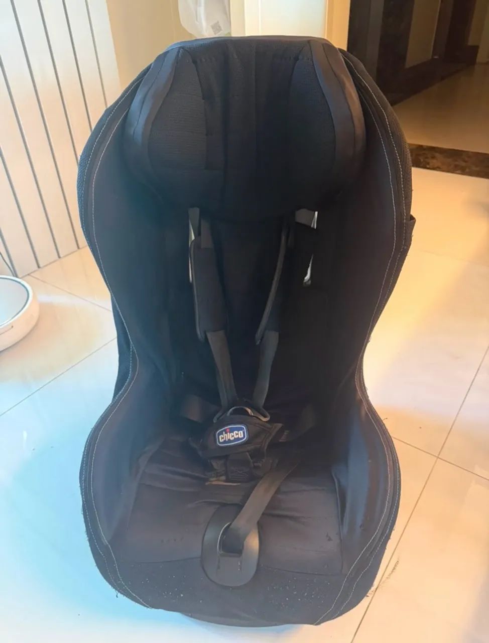 Cadeirinha para Auto Chicco Preta - Excelente Estado