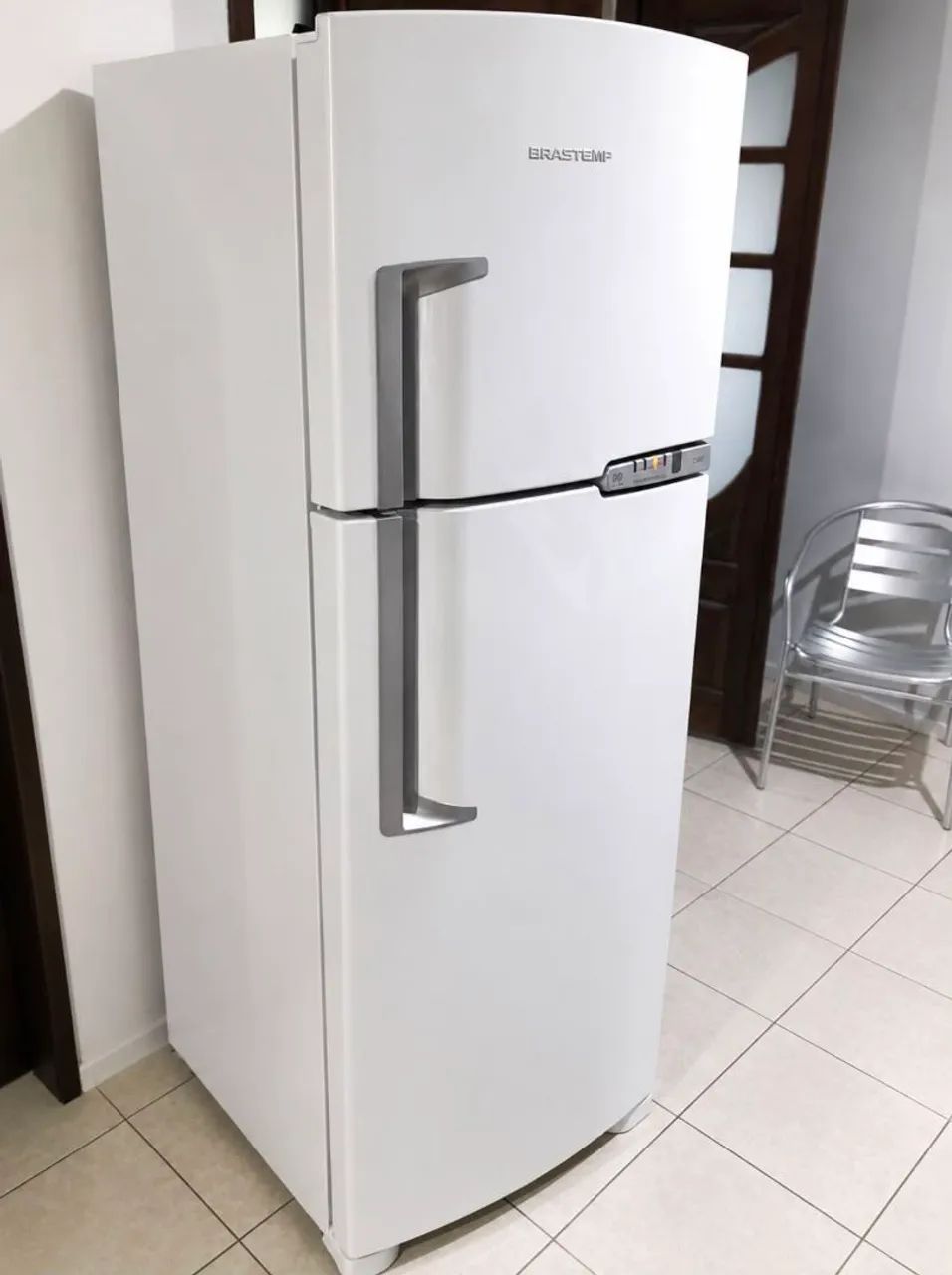 Geladeira Brastemp muito bem conservada  - Foto 2