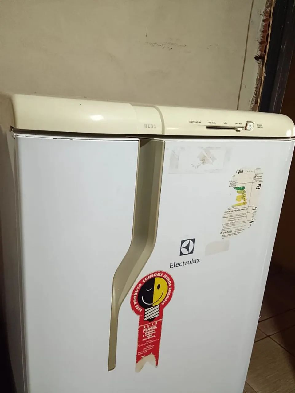 Geladeira Eletrolux RE31