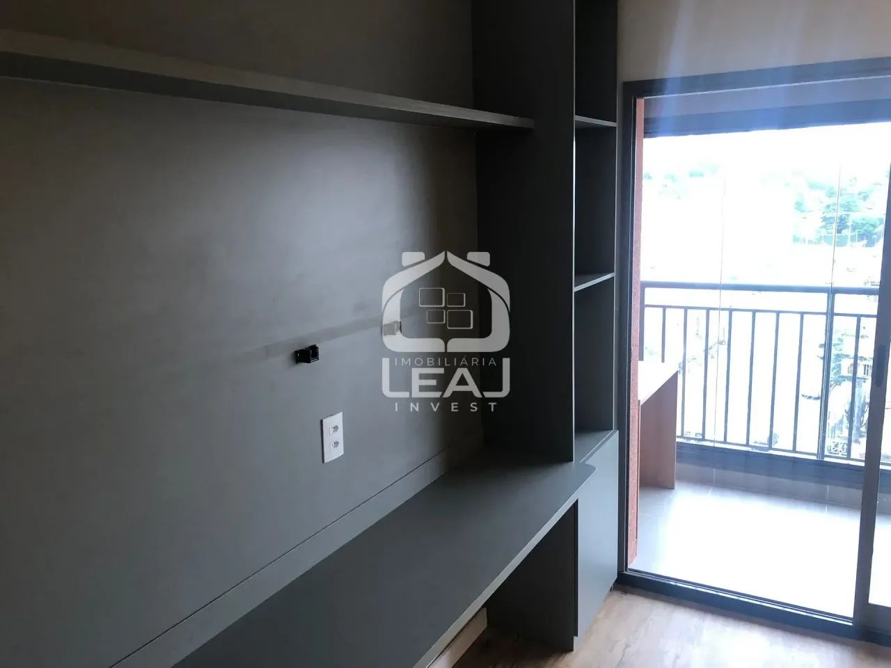 Studio mobiliado para venda e locação de 27m² em Santo Amaro com 1 quarto
