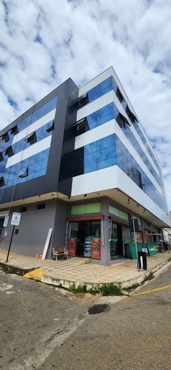 Vendo ou troco sala comercial no Edifício da Cardioeste ao lado do Hospital  - Foto 2