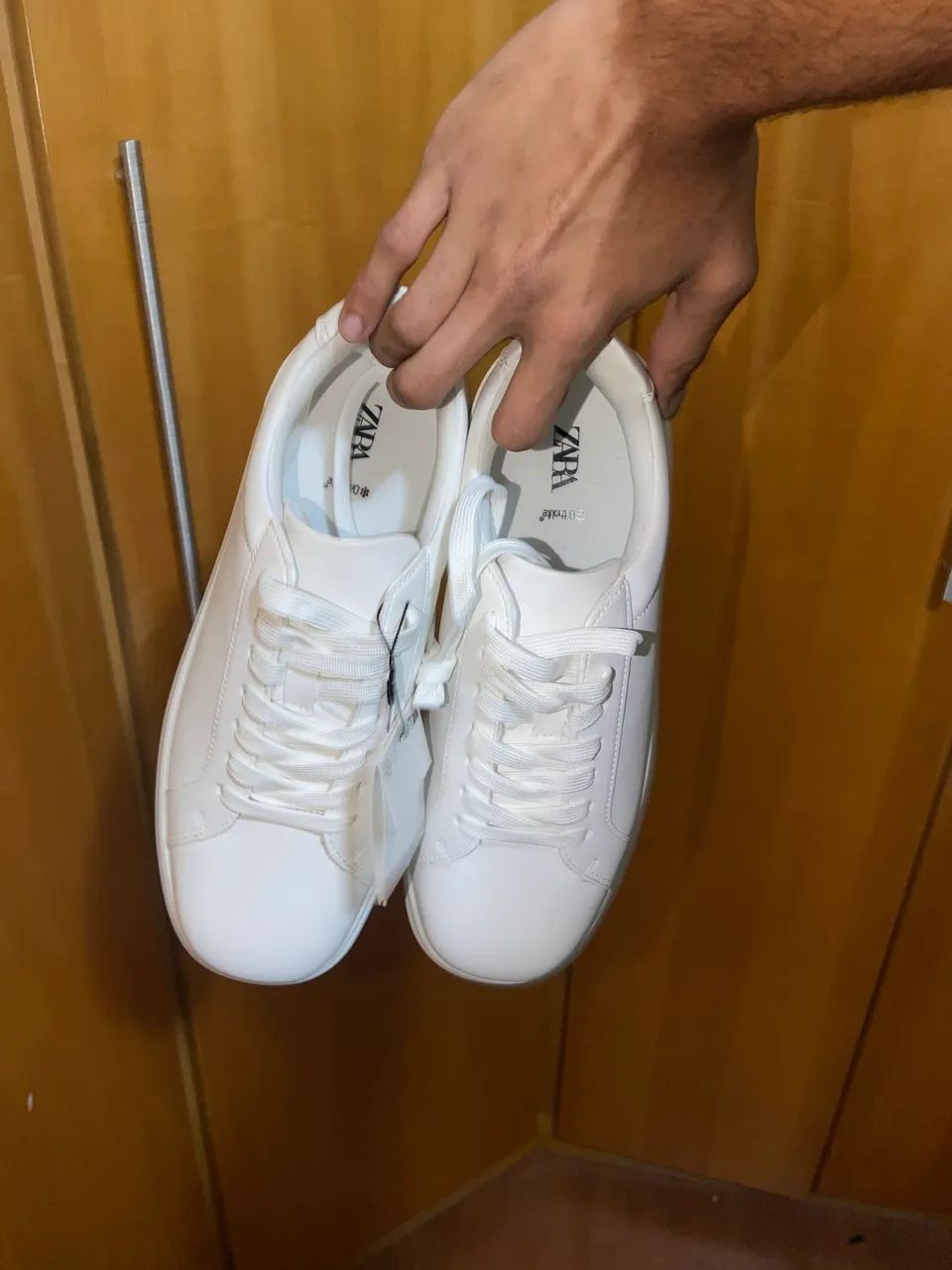 TÊNIS MONOCROMÁTICO COM VOLUME   - Foto 5
