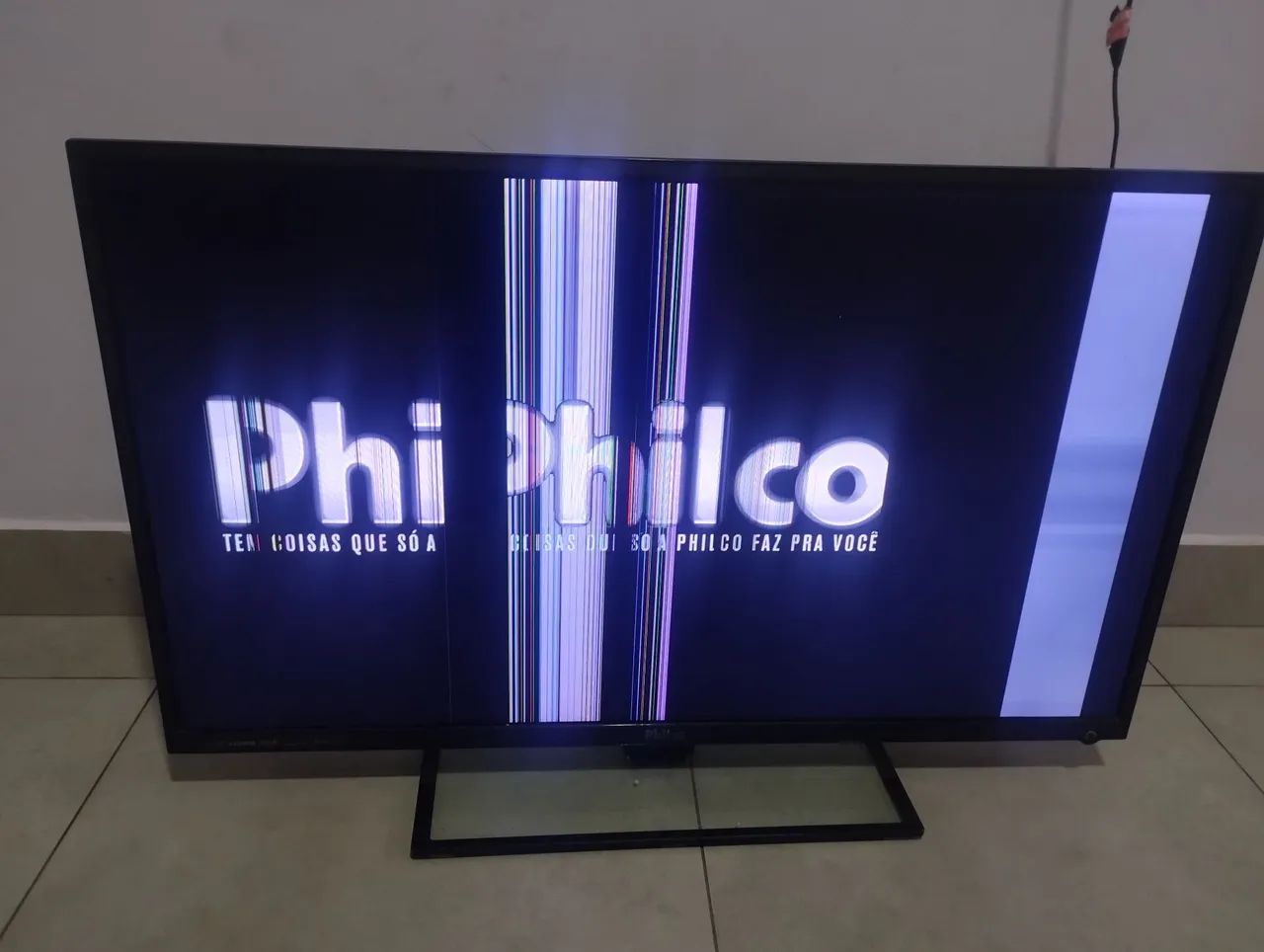 Tv smart 42 polegadas retirar peças  - Foto 2