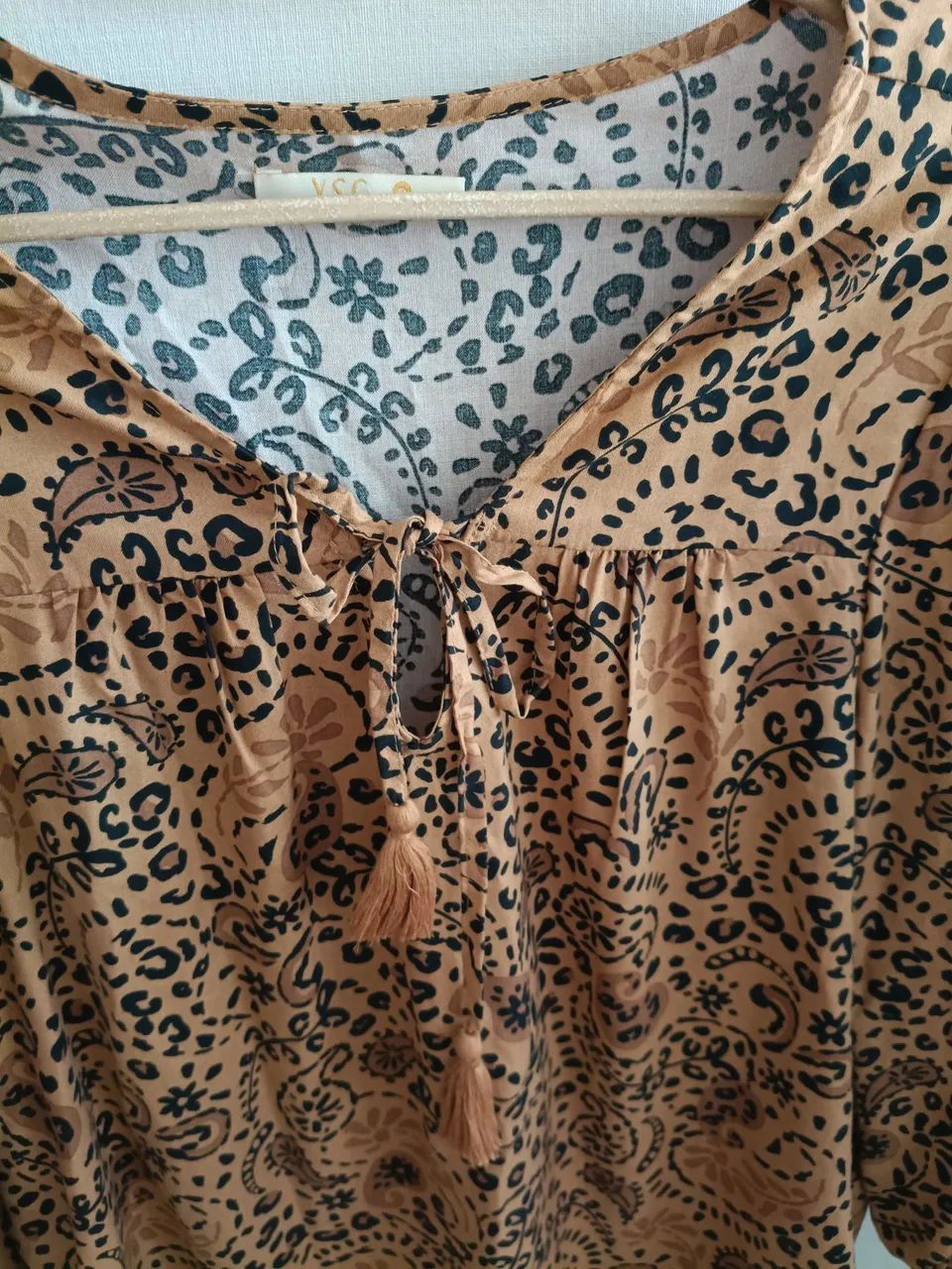2 blusas estilo bata  C&A em Viscose P pouco uso  - Foto 4