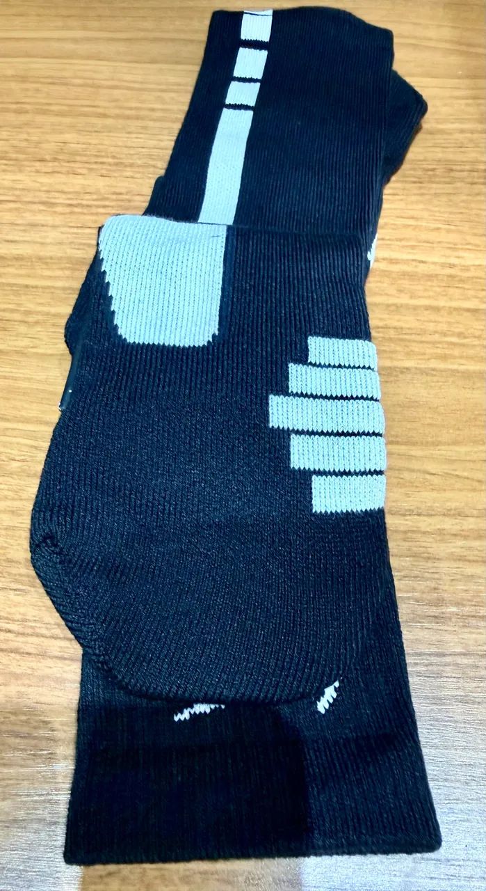 Um Par de Meias NIKE ELITE CREW Original NOVA - Foto 3