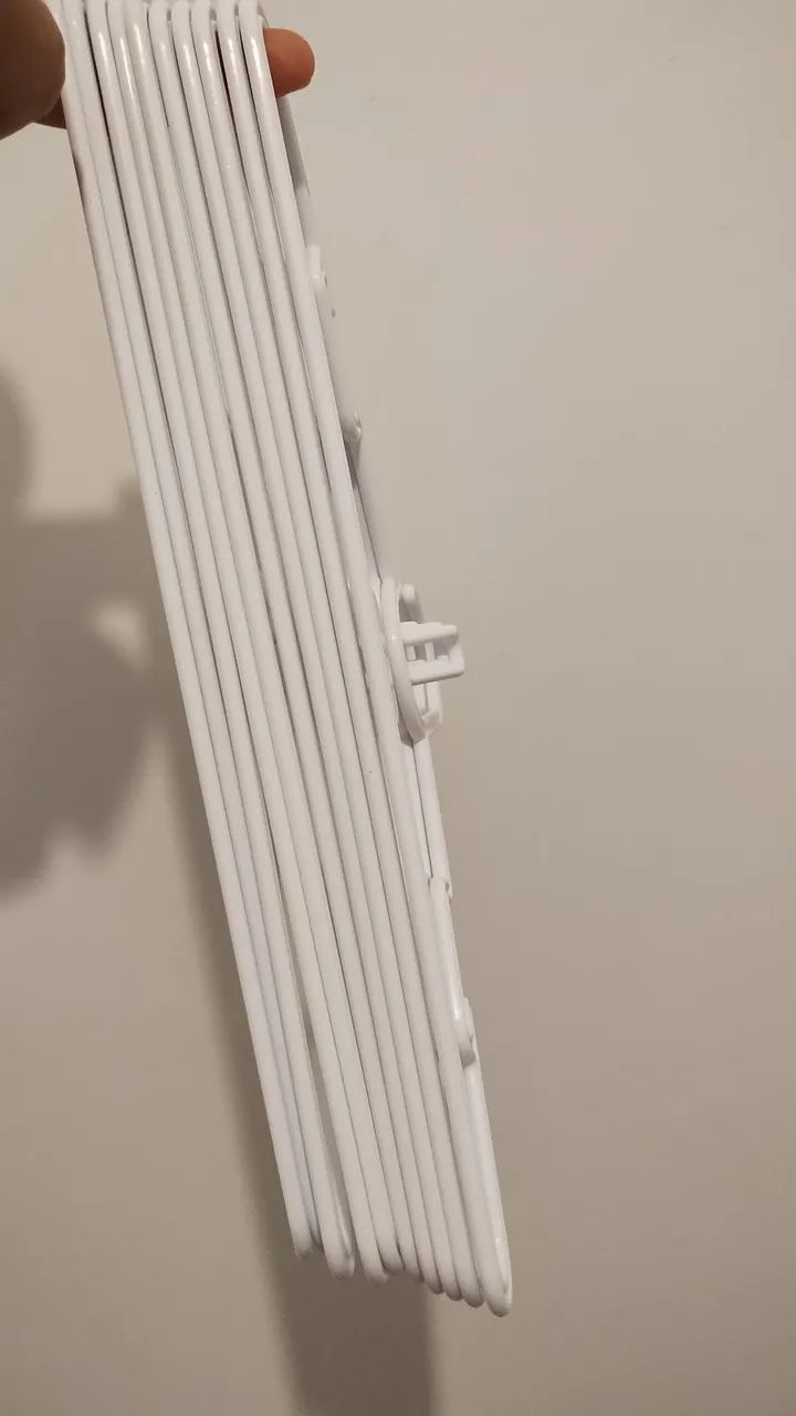 Kit de 10 cabides infantis novos - Foto 3