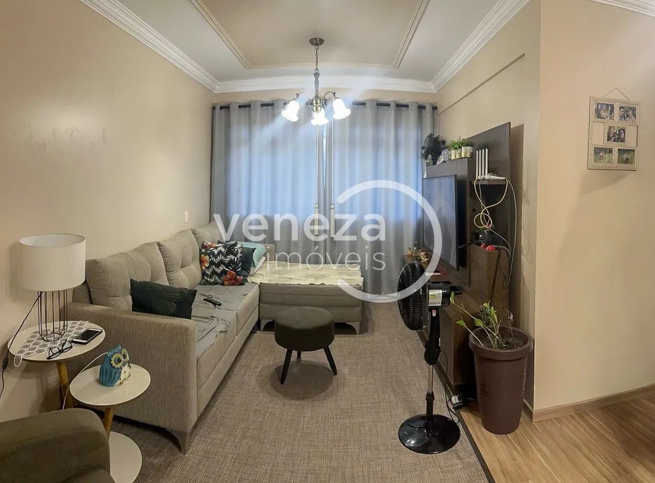 Apartamento à venda no Edifício Petrópolis, Larsen, Londrina - Foto 2