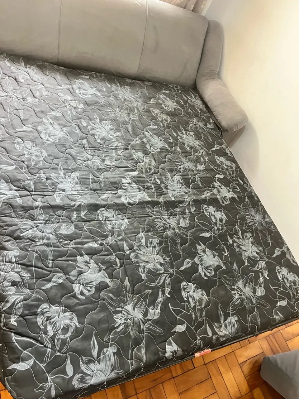 Sofá cama com colchão 3 lugares  - Foto 5