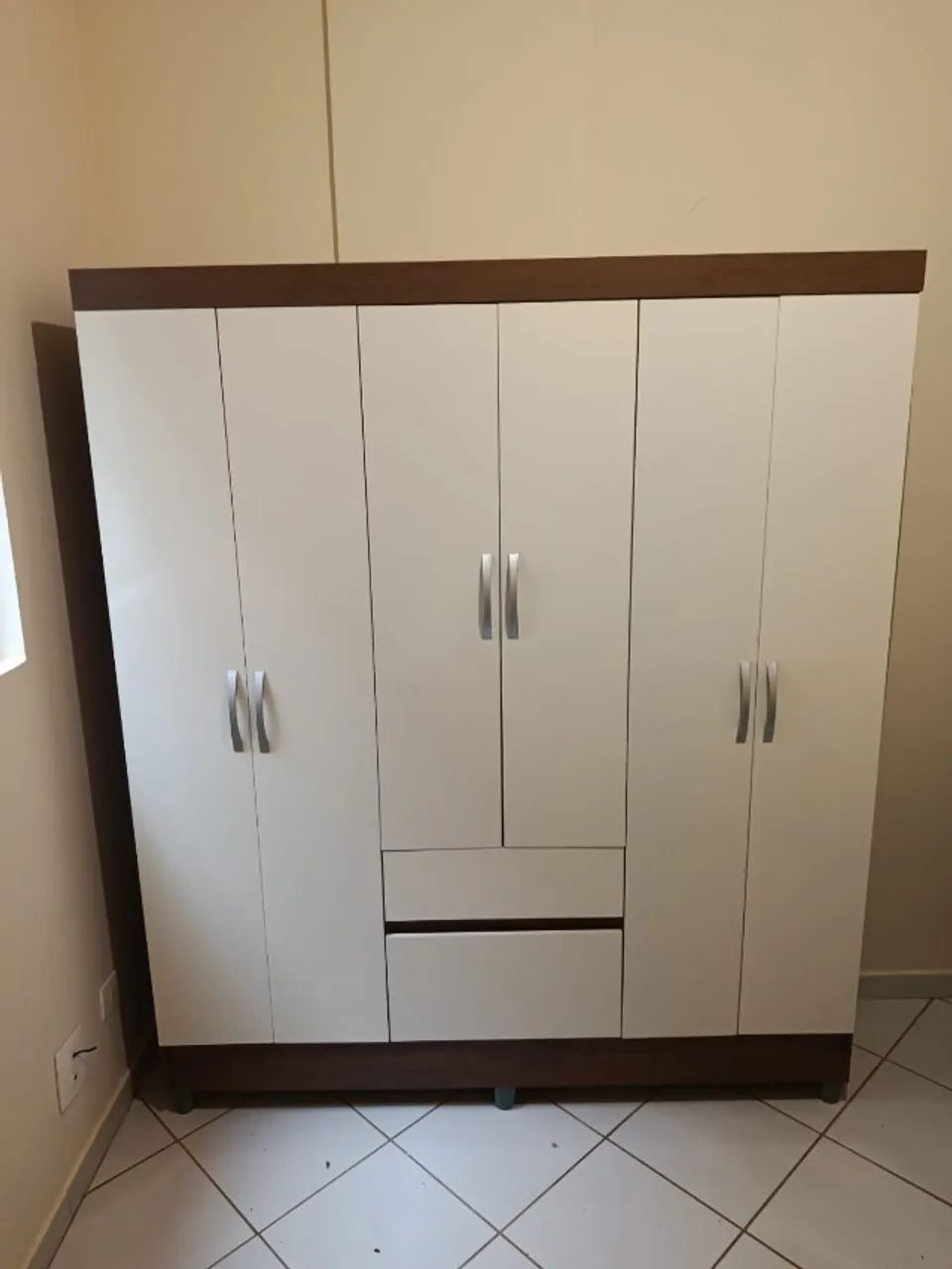 Moveis de Quarto - Cama, Guarda-Roupa e Escrivaninha - Foto 5