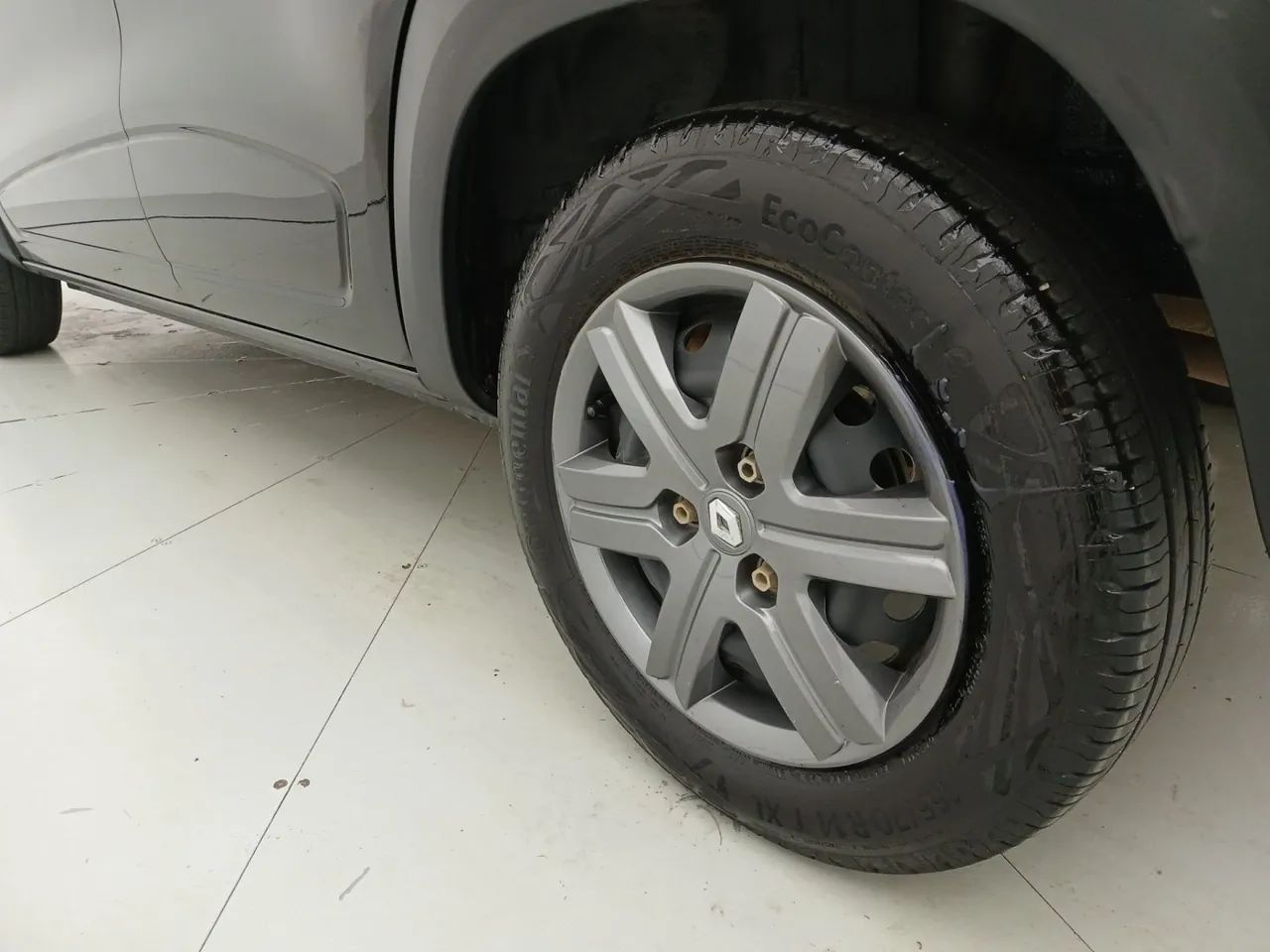 Renault Kwid 1.0 Zen, foto 12 de 18