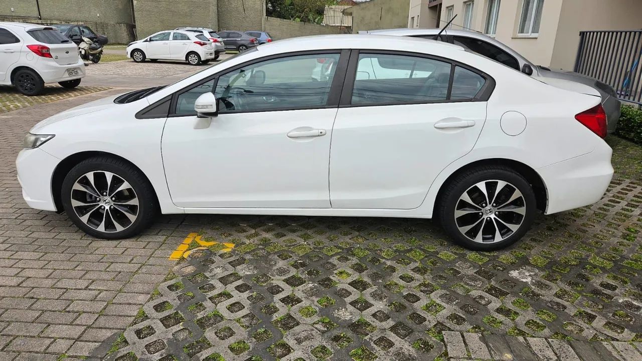 Honda Civic Civic Sedan LXR 2.0 Flexone 16V Aut. 4p 2016
