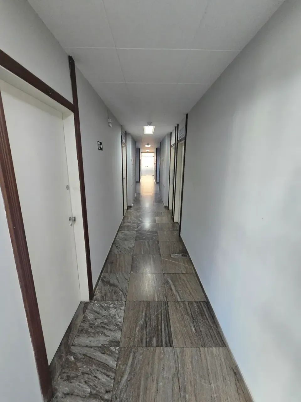 SAVASSI SALAS REFORMADAS - 60 m2 - 2 BANHOS - Foto 2
