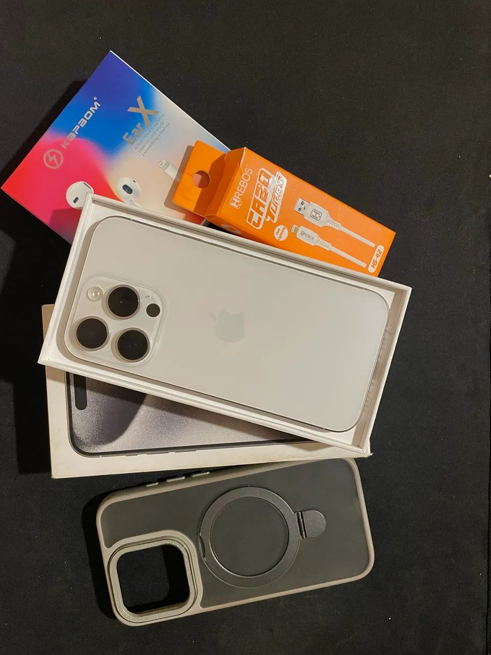 iPhone 15 Pro - Premium - Foto 3