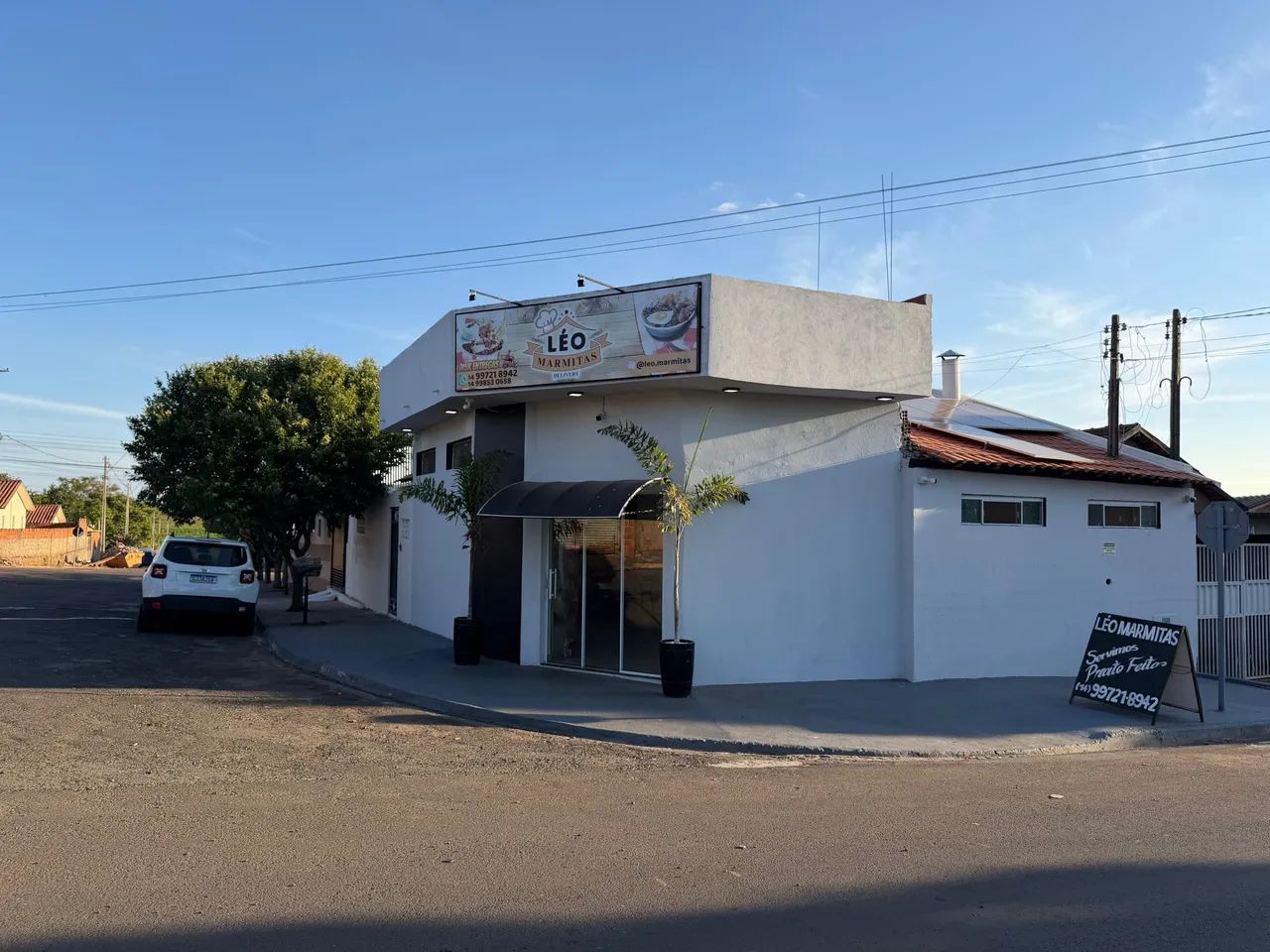 Vendo Casa Com salão para ponto comercial 