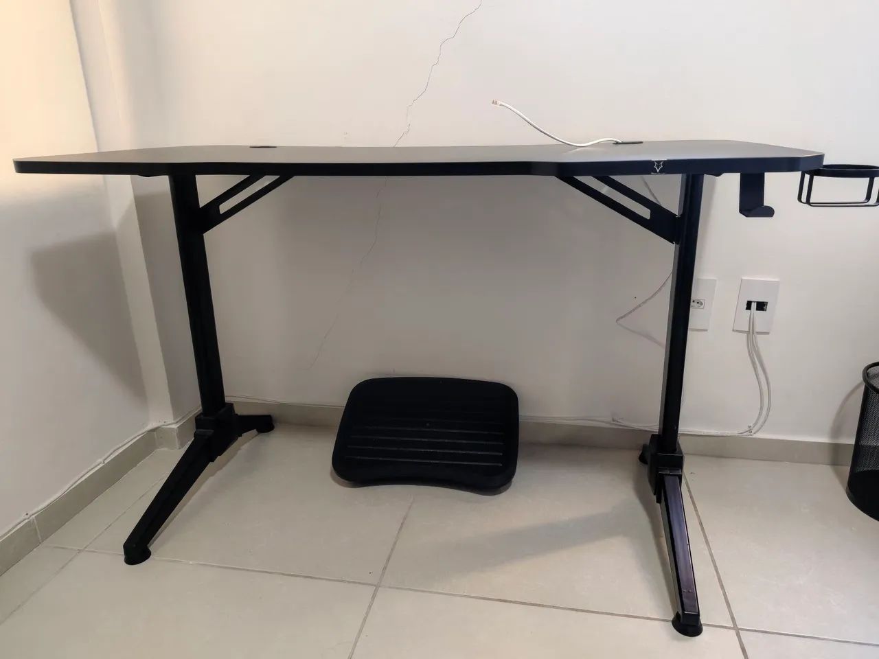 Mesa Gamer Husky Snow Preta - Foto 5