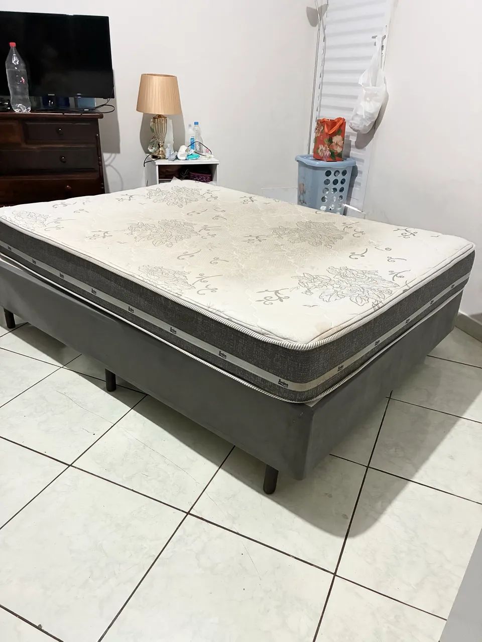 Cama box casal