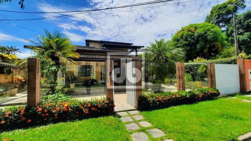Maravilhosa Casa Condomínio Passaredo