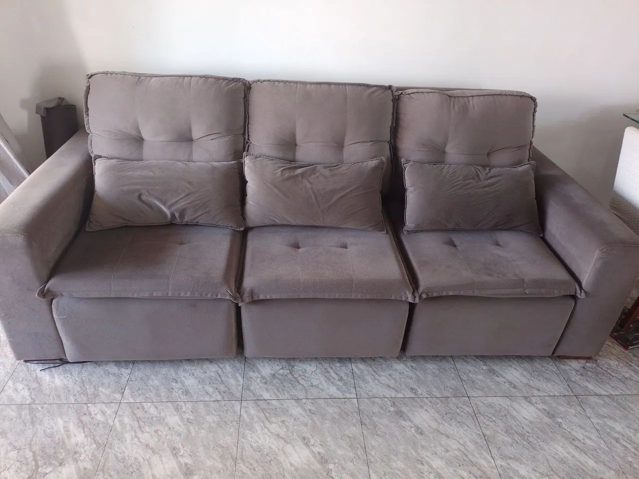 Sofá Retrátil Cinza