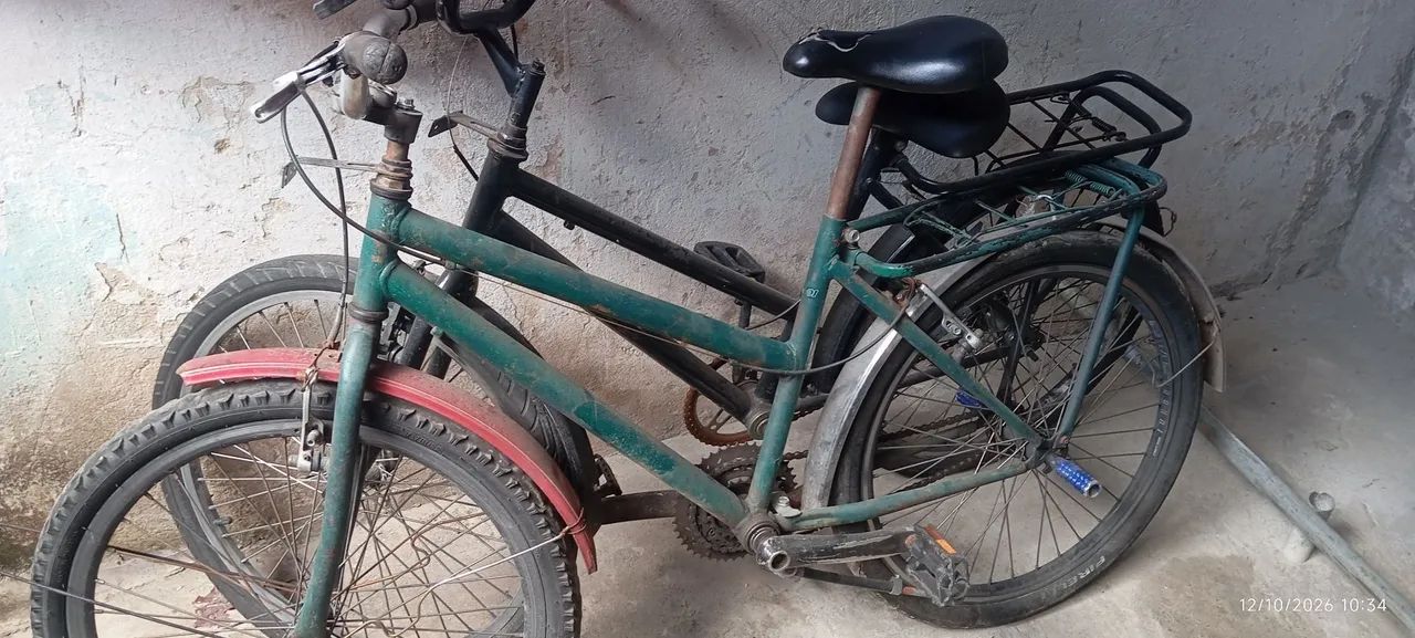 Vendese duas bicicletas 