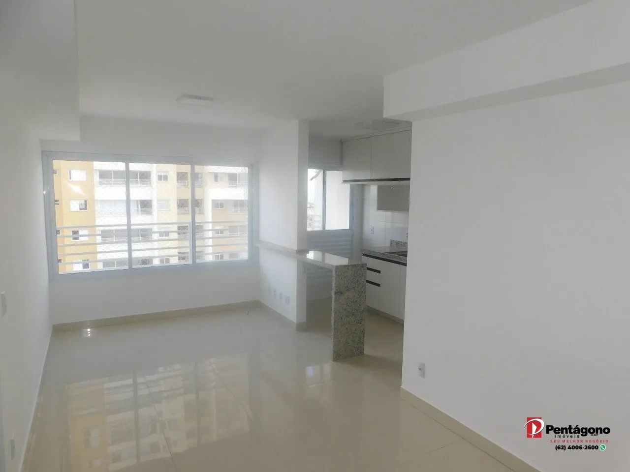 Apartamento com 02 Quartos no Jardim Europa