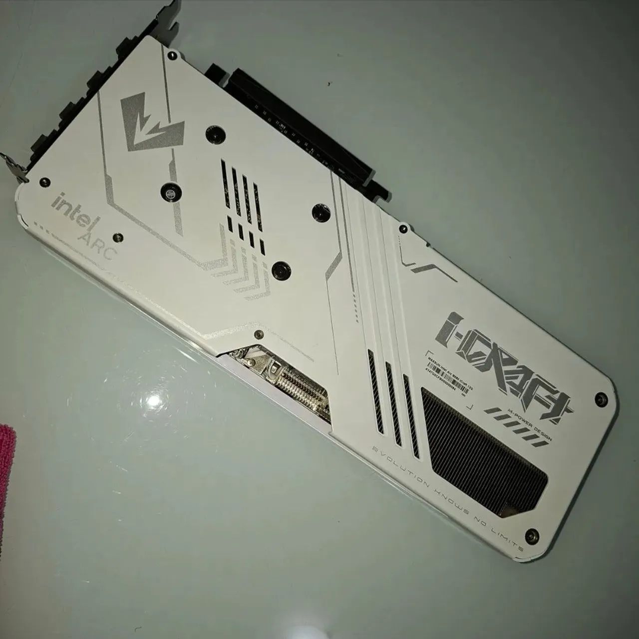 Intel Arc B580 - Foto 3