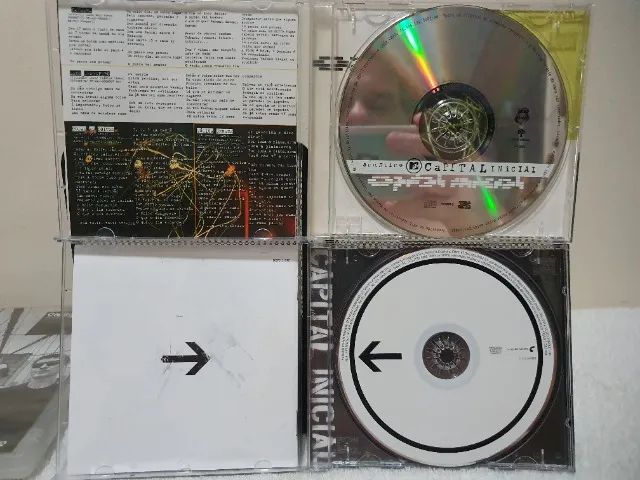Lote com Discografia Capital Inicial com 2 CDs e 1 DVD - Foto 5