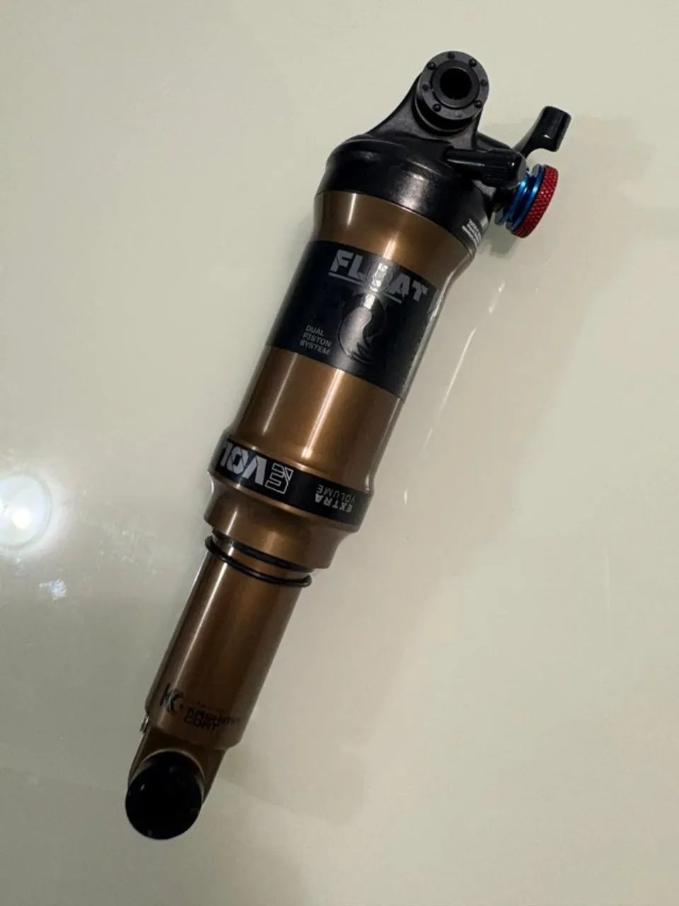 Shock Fox Float Kashima DPS, EVOL SV, 190x40 Trava Remota - Novo