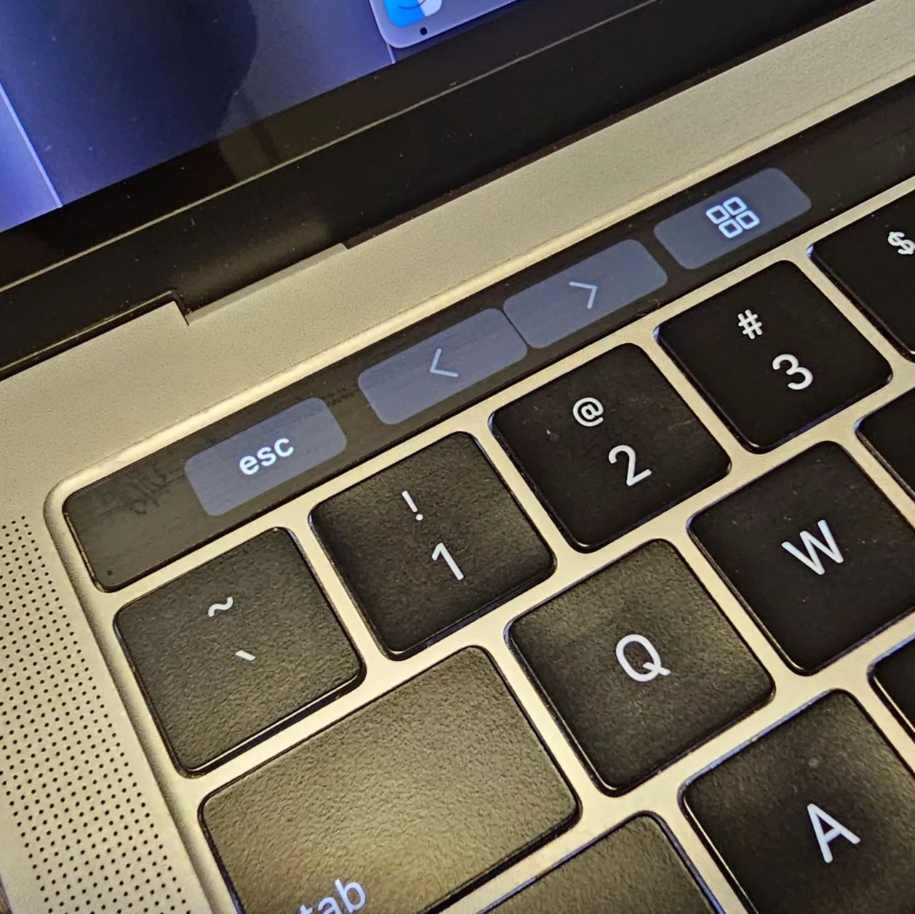 MacBook Pro Touchbar 2017 - Foto 3