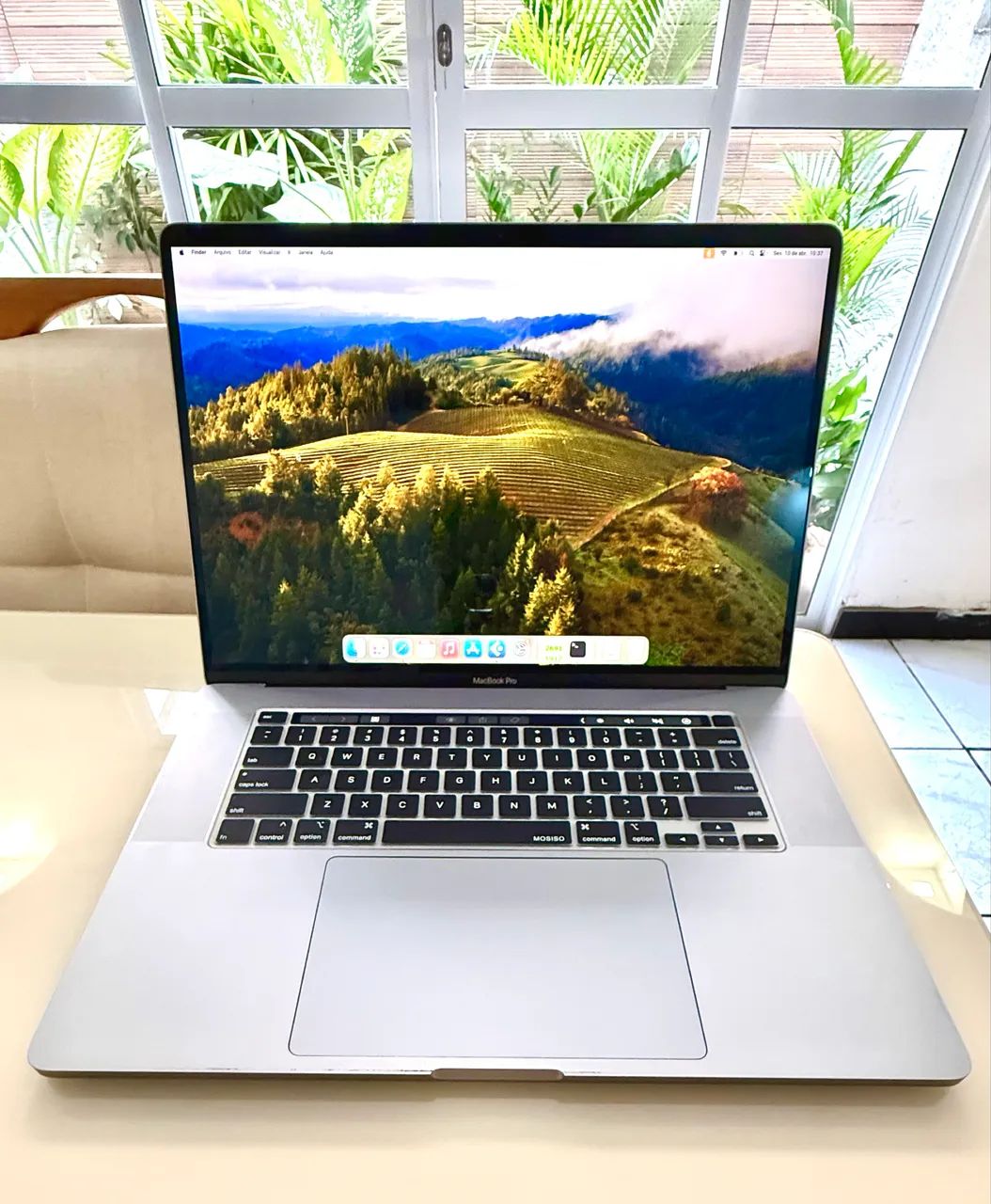 US配列 MacBook Pro2019 16インチ i9 64G 1TB MacBook Pro (16 polegadas, 2019) - Especificações técnicas
