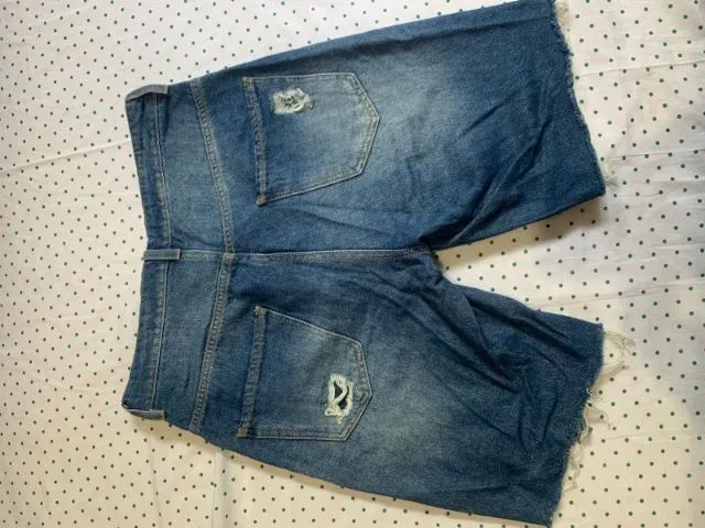 Bermuda jeans escura - Foto 2