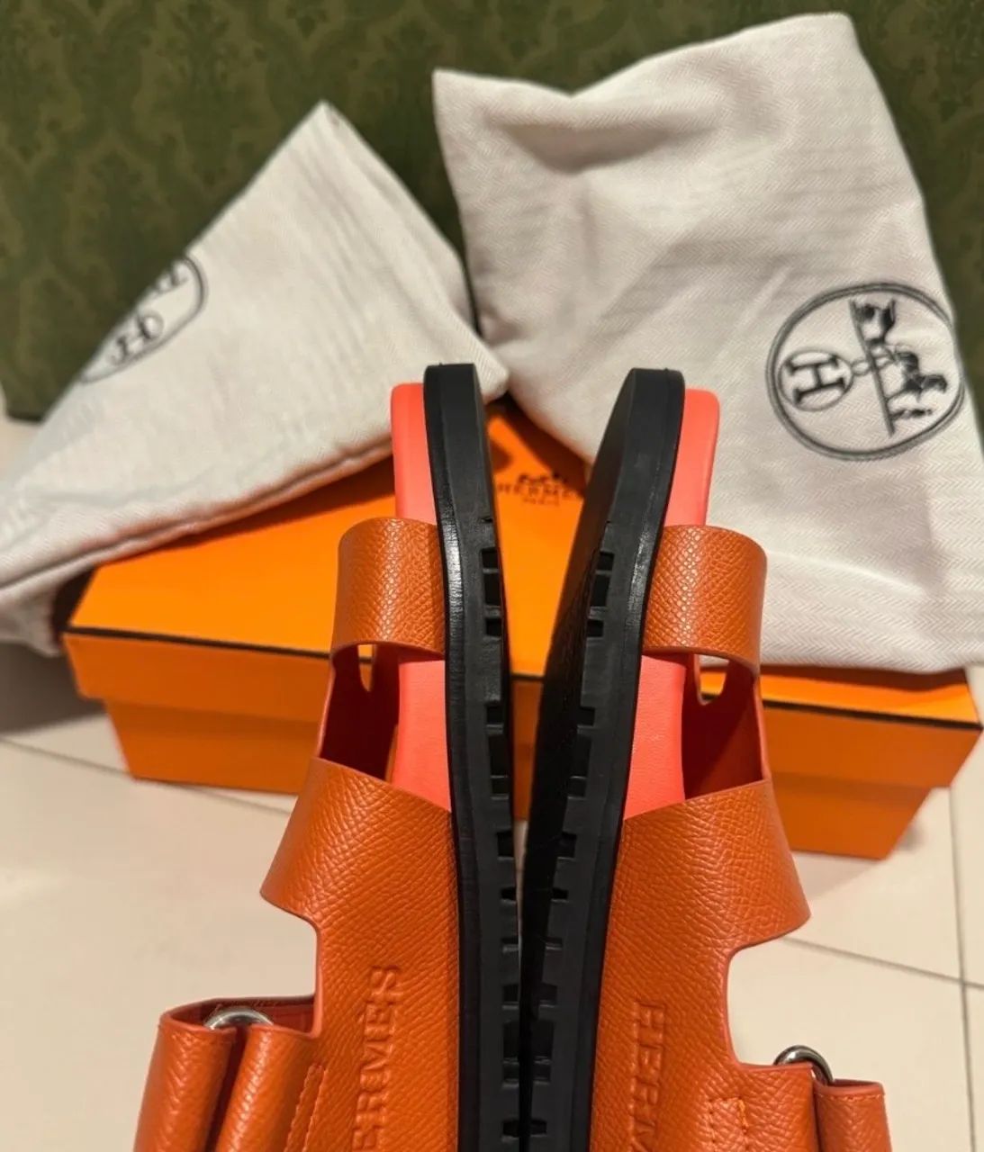 Chinelo Hermes número 40 - Foto 2