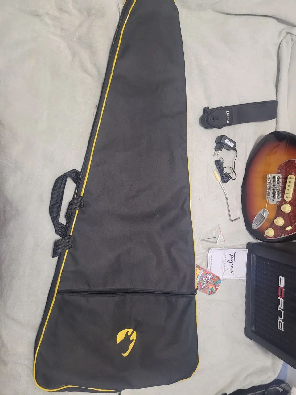 Guitarra woodstock tagima - Foto 2