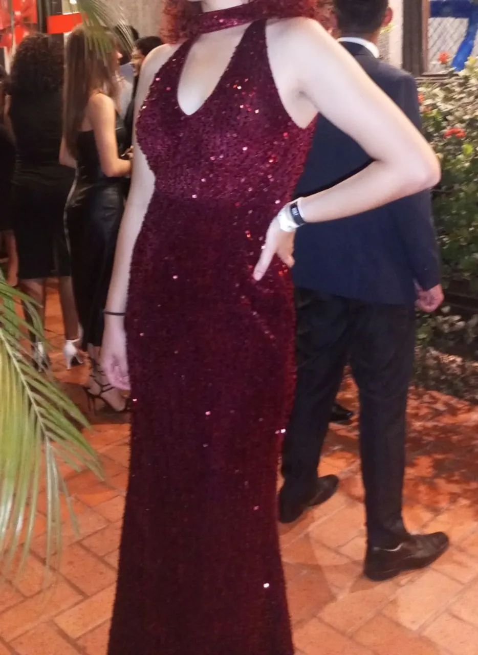 Vestido de festa veludo com paetê - Foto 2