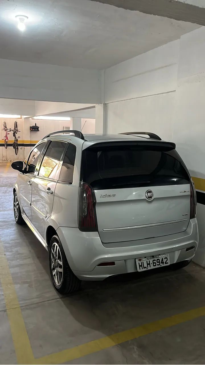 Fiat Idea Sporting Dualogic 1.8 Flex 16V 5P 2011 - Foto 3