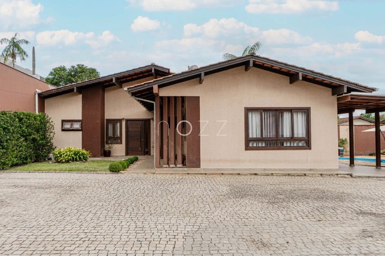 Casa no Bom Retiro com 1.070m² de terreno