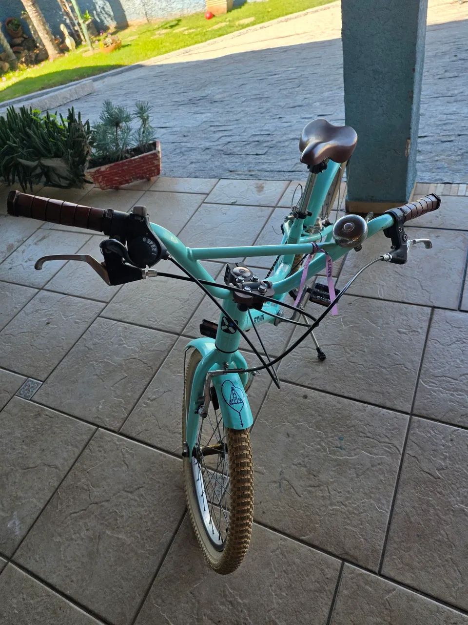 Bicicleta Aro 20 6 marchas chimano.