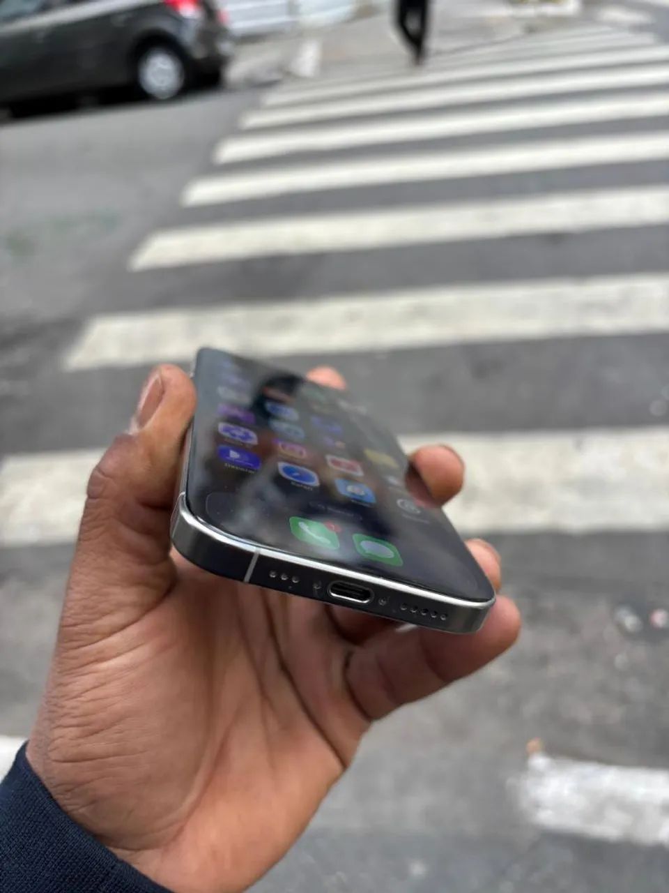 iPhone 16 pro 256GB - Foto 4