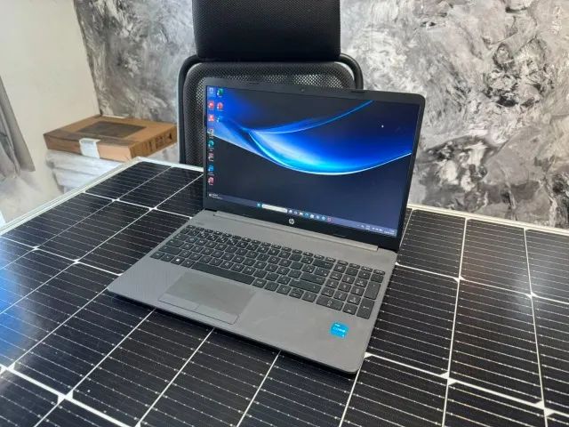 ?Notebook HP Processador: Intel®? Core? i3 - 12° Geração Placa de vídeo: UHD Graphics Me