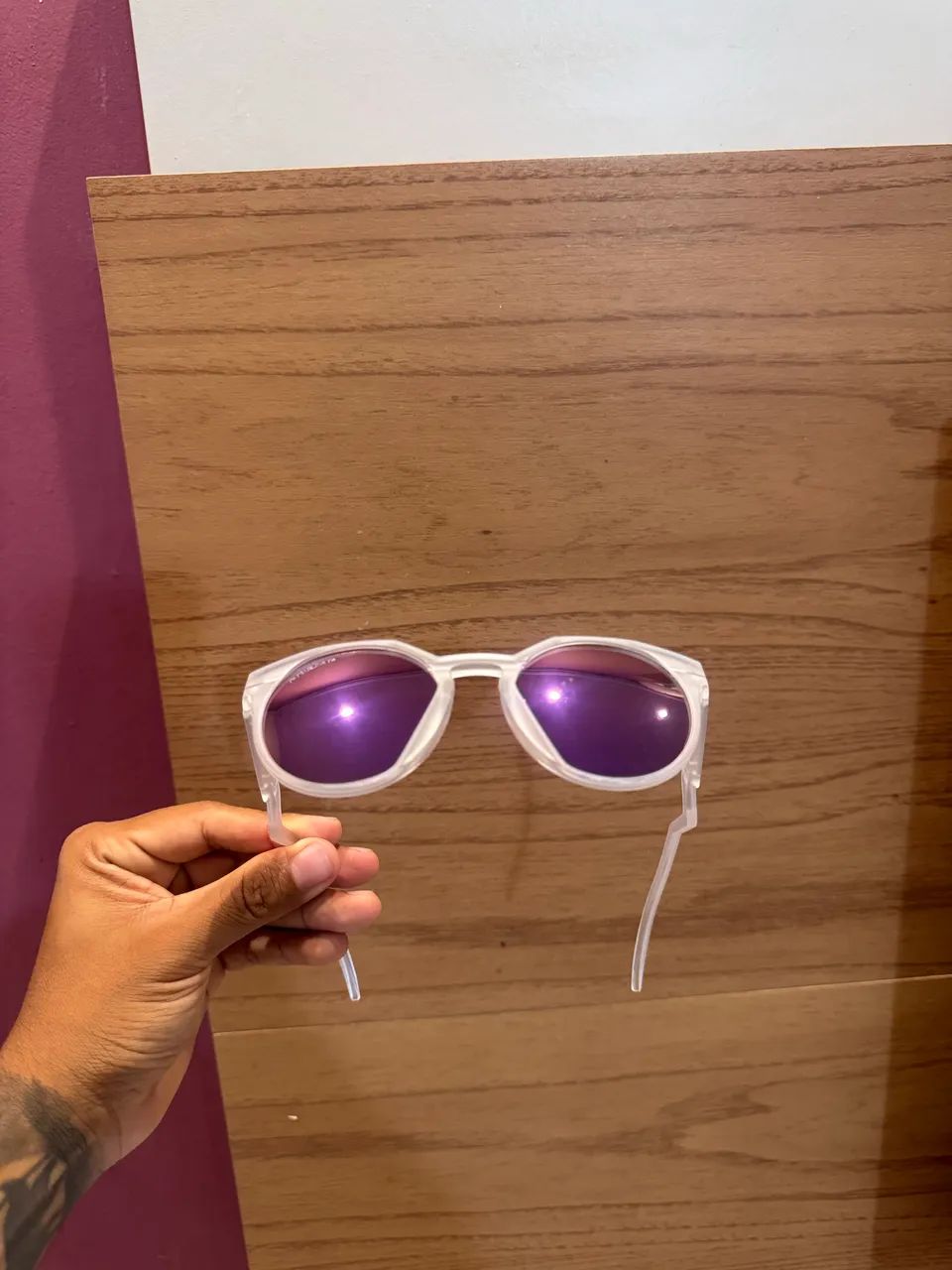 Óculos Sol Oakley Hstn Violet Prizm Matte - Foto 5