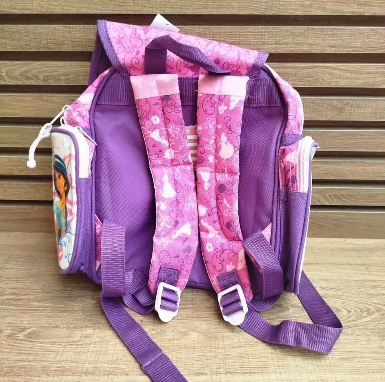 Mochila Escolar Princesas Disney  - Foto 4