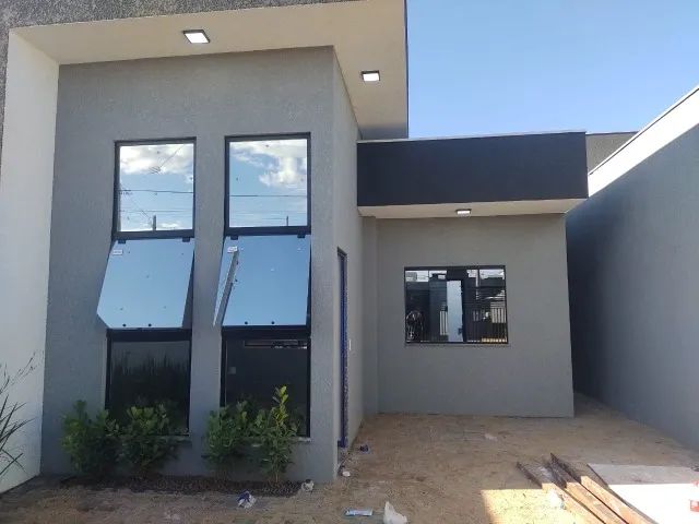 Casa 01 suíte + 02 quartos com 90,52m² Bairro Interlagos.