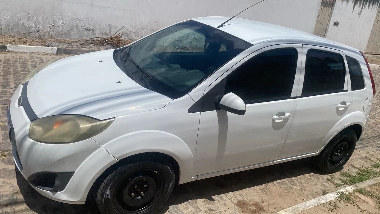Ford Fiesta 1.6 8V FLEX 2013