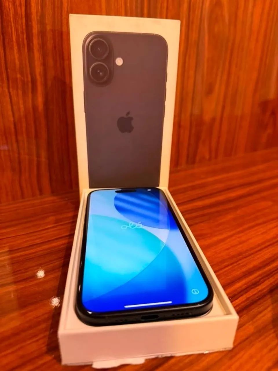 iPhone 16  - Foto 3