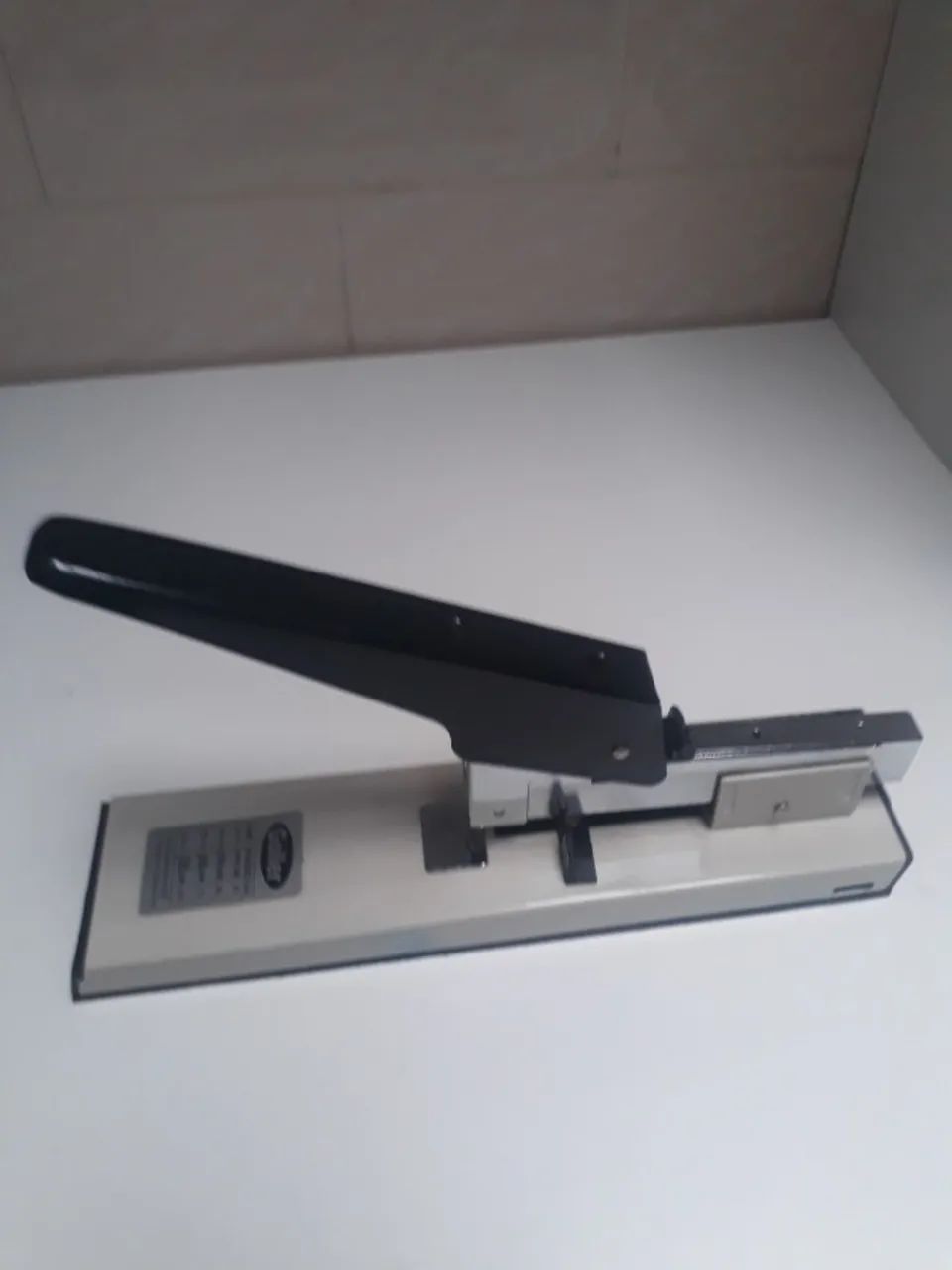 Grampeador 100 Folhas. - Foto 2