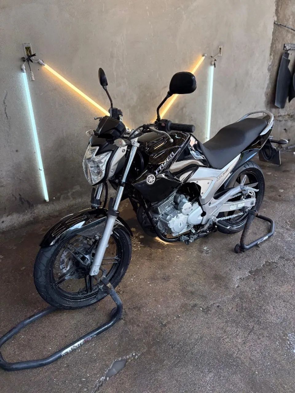 FAZER 2013 Muito Nova 