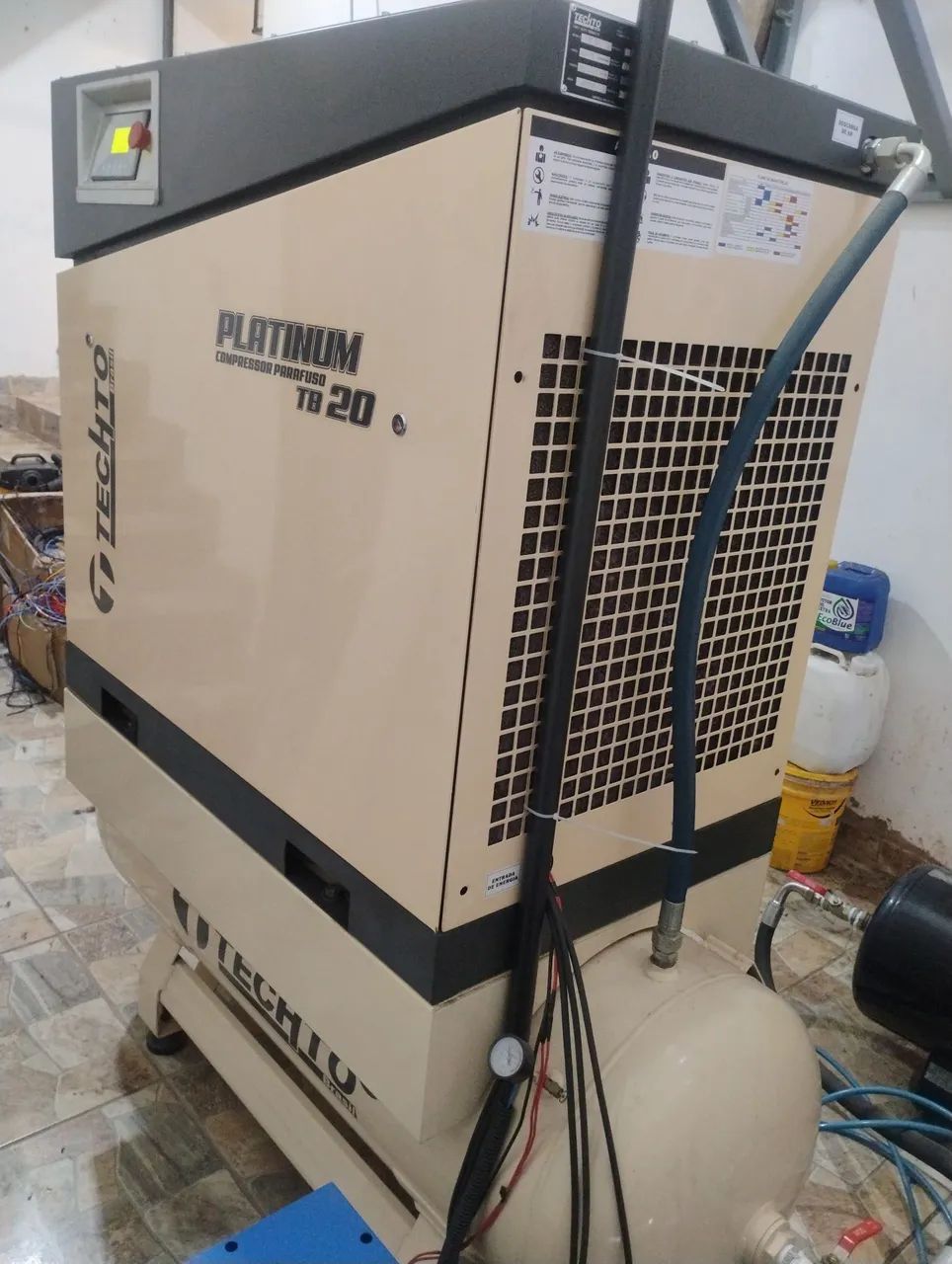 Compressor PARAFUSO 20HP 8BAR COMPRESSOR TECHTO 20 HP - Foto 3