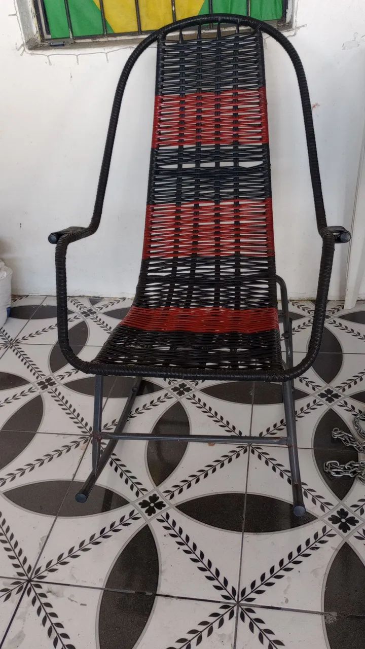 Cadeiras de embalo.