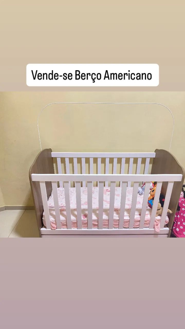 Vende Berço americano seminovo 