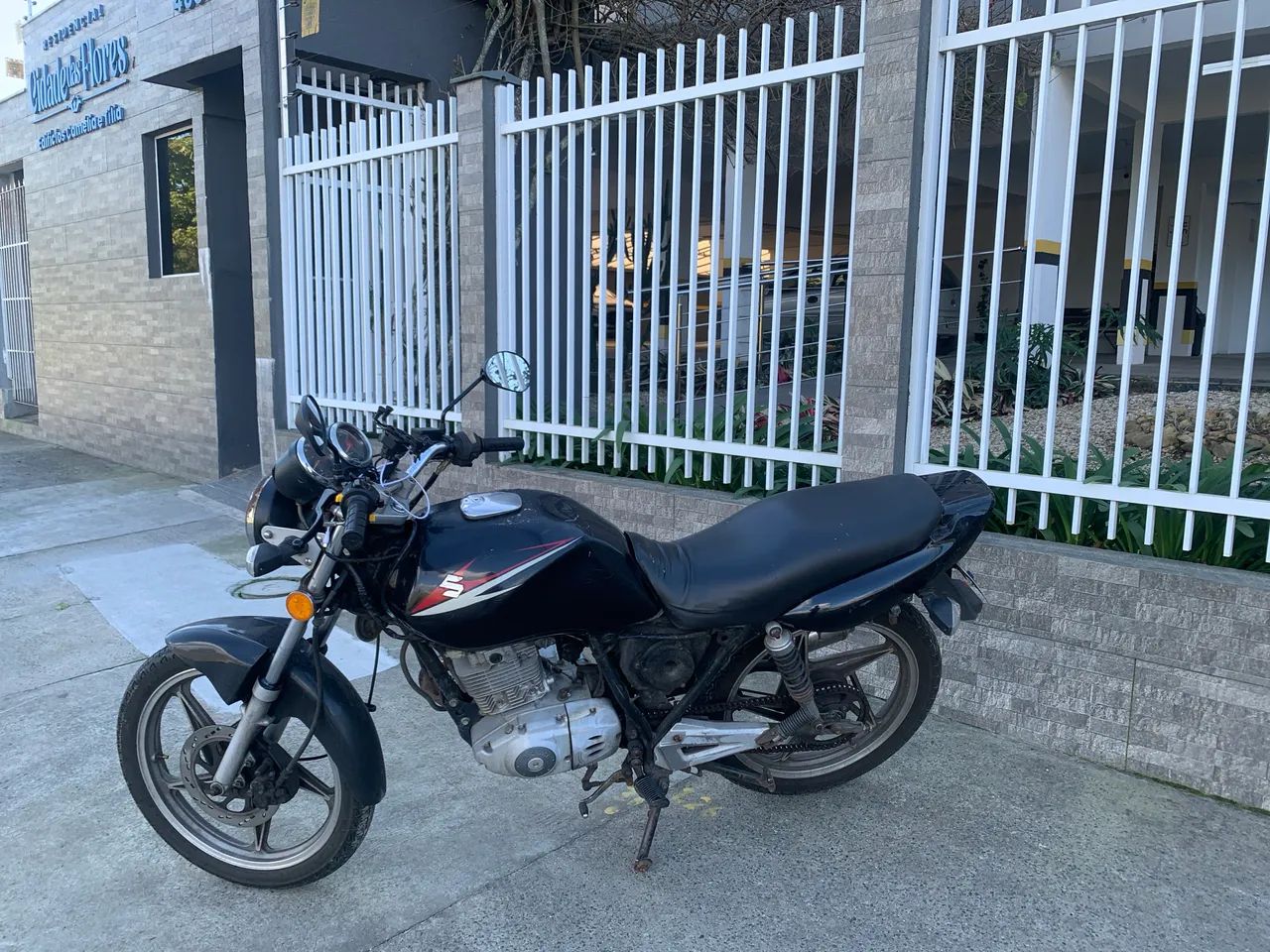 Suzuki Yes 2008